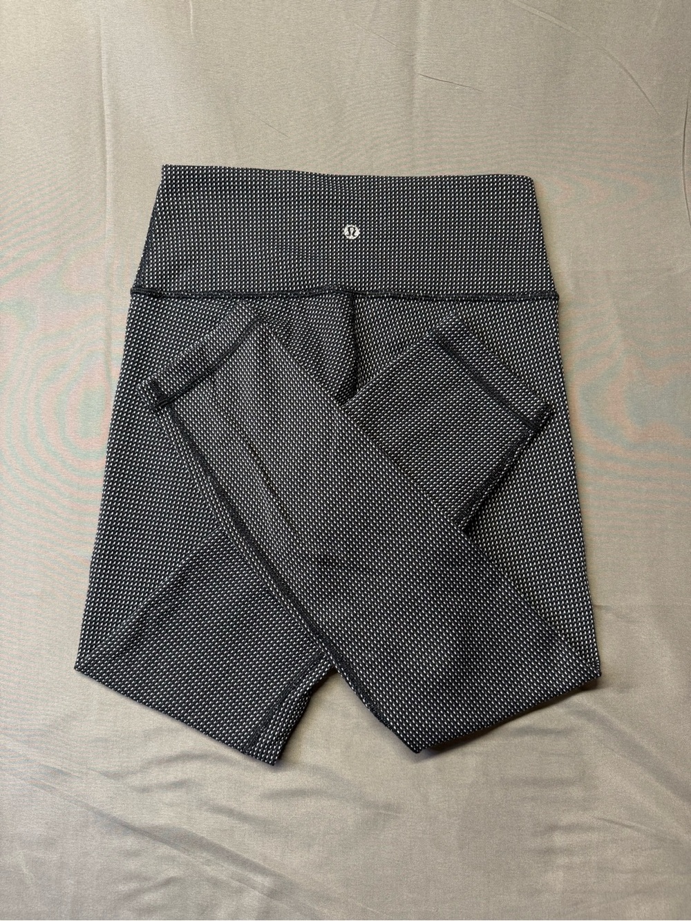 lululemon athletica Black & White Micro-Pattern High-Rise ankle leggings